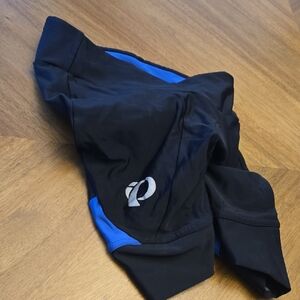 Pearl Izumi Black and Blue Activewear Shorts
